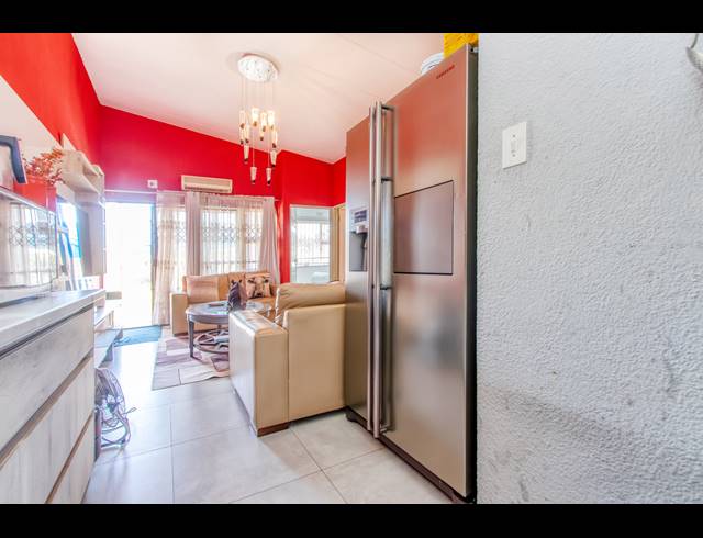 3 BEDROOM APARTMENT BLOCK FOR SALE IN RIDGEWAY